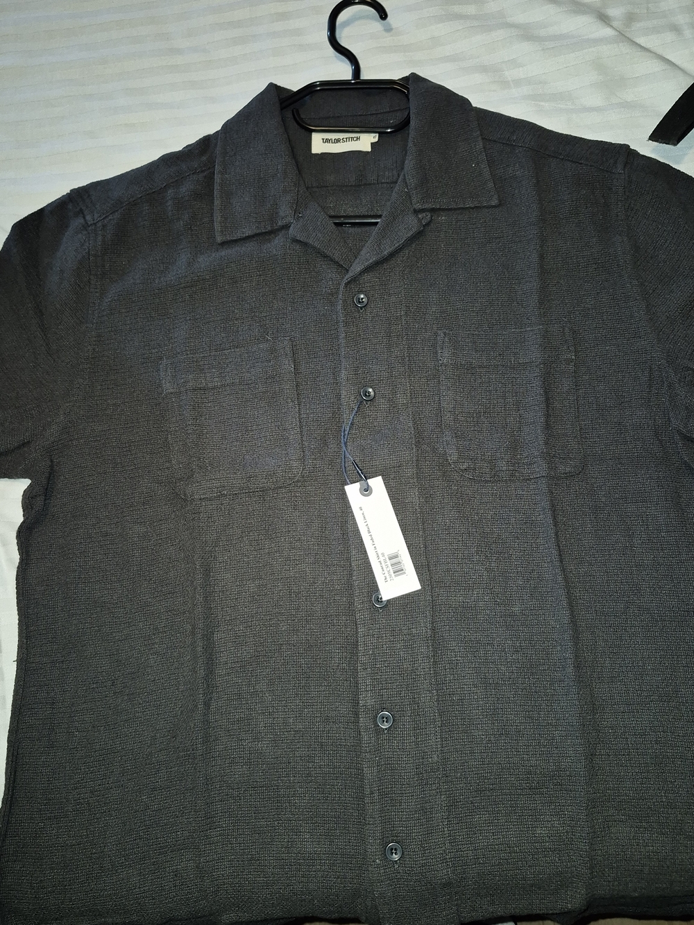 Taylor Stitch Men's Charcoal Short-Sleeve Button-Up Shirt
